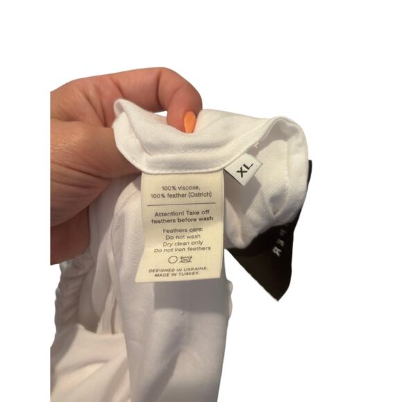 Sleeper Party Pajamas Set with Feather Trim in White XL NWT $390 - Picture 11 of 13